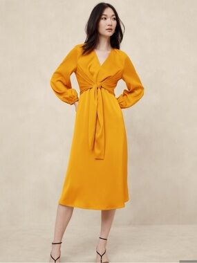 Banana Republic Sugar Maple Leaf Golden
Yellow Midi Dress Tie Front Size 2